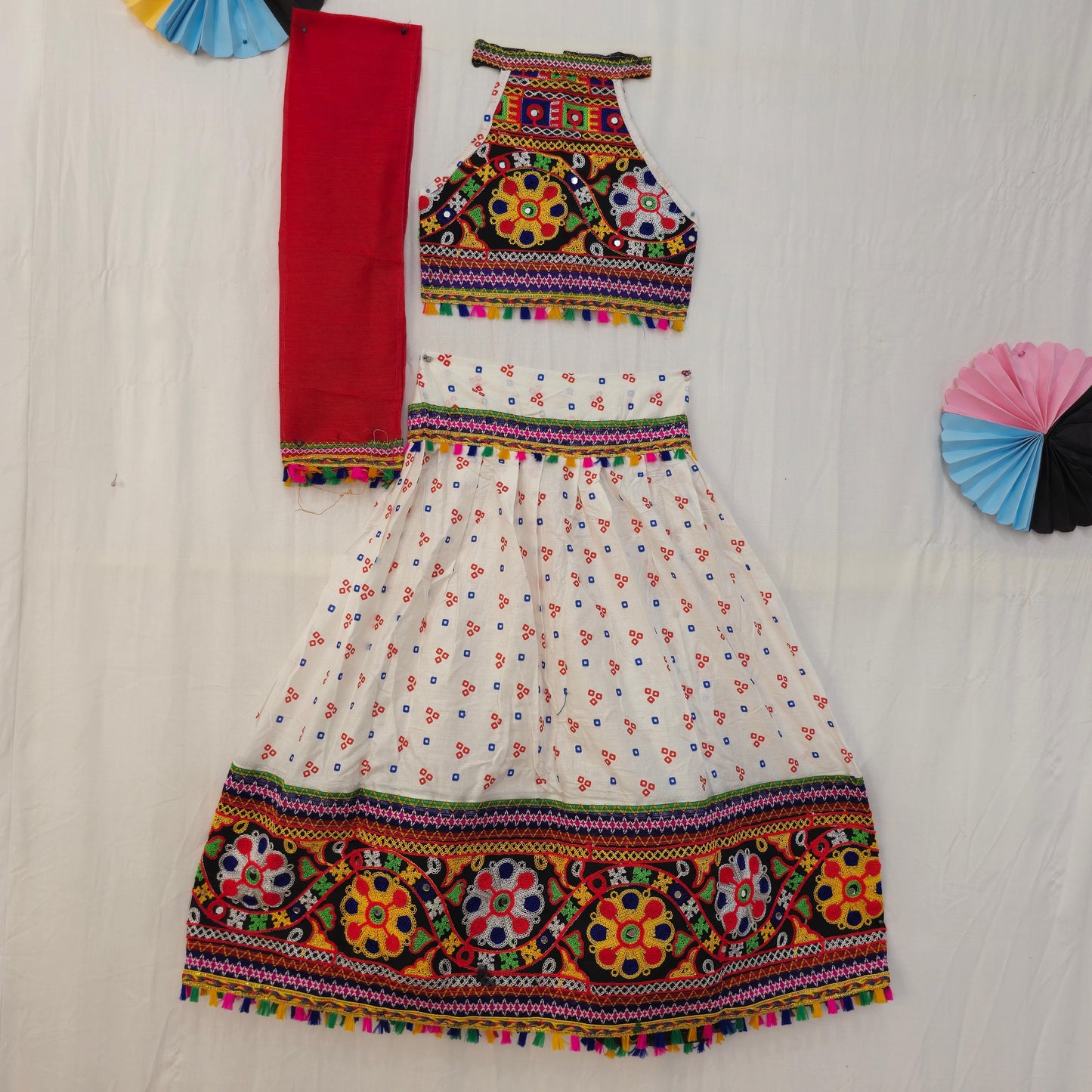 Girls - Sleeveless 3 Dot Bandhani Chaniya Choli