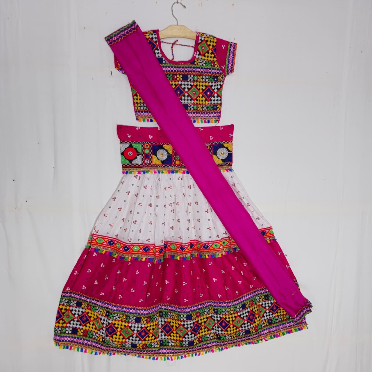 Girls - 3 Dot Bandhani Double Colour Chaniya Choli
