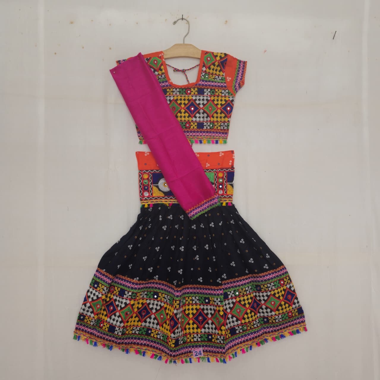 Girls - 3 Dot Bandhani Double Colour Chaniya Choli
