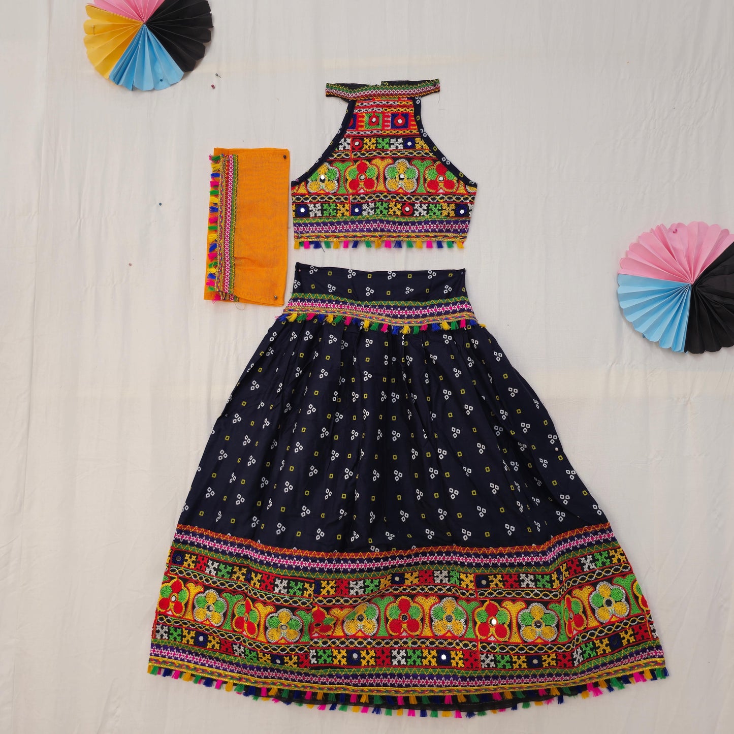 Girls - Sleeveless 3 Dot Bandhani Chaniya Choli