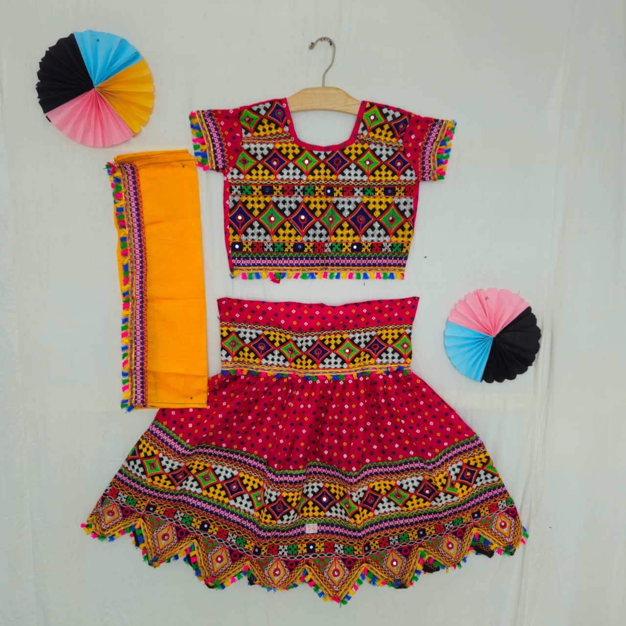Girls - 1 Dot Bandhani Chaniya Choli