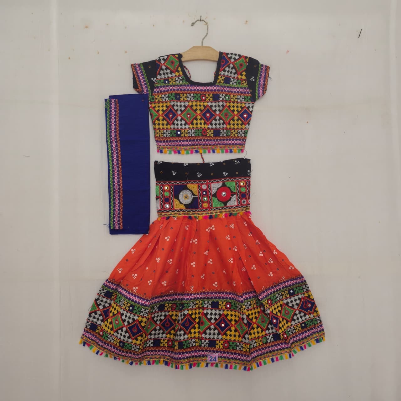 Girls - 3 Dot Bandhani Double Colour Chaniya Choli