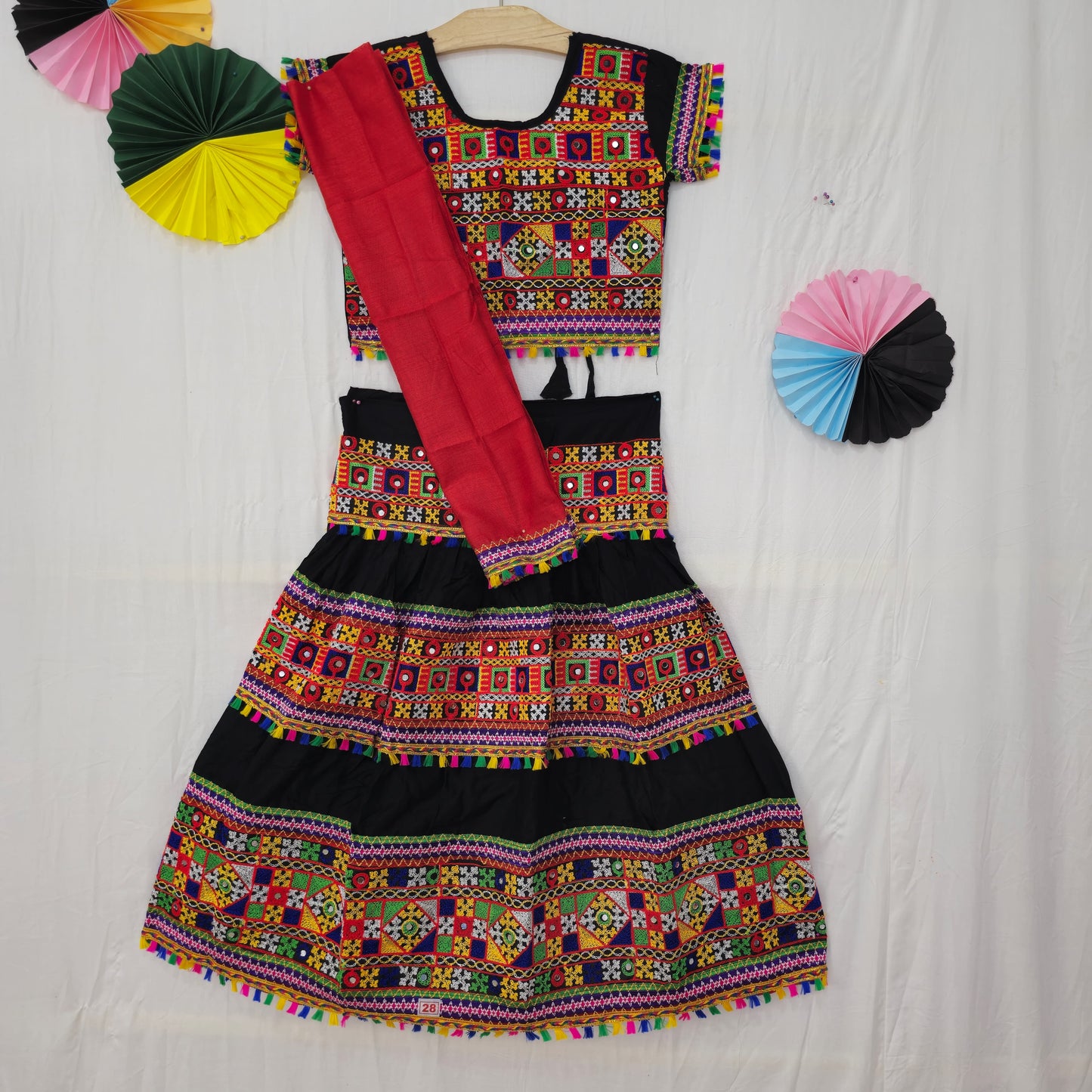 Girls - Center Border 3 Patta Plain Chaniya Choli