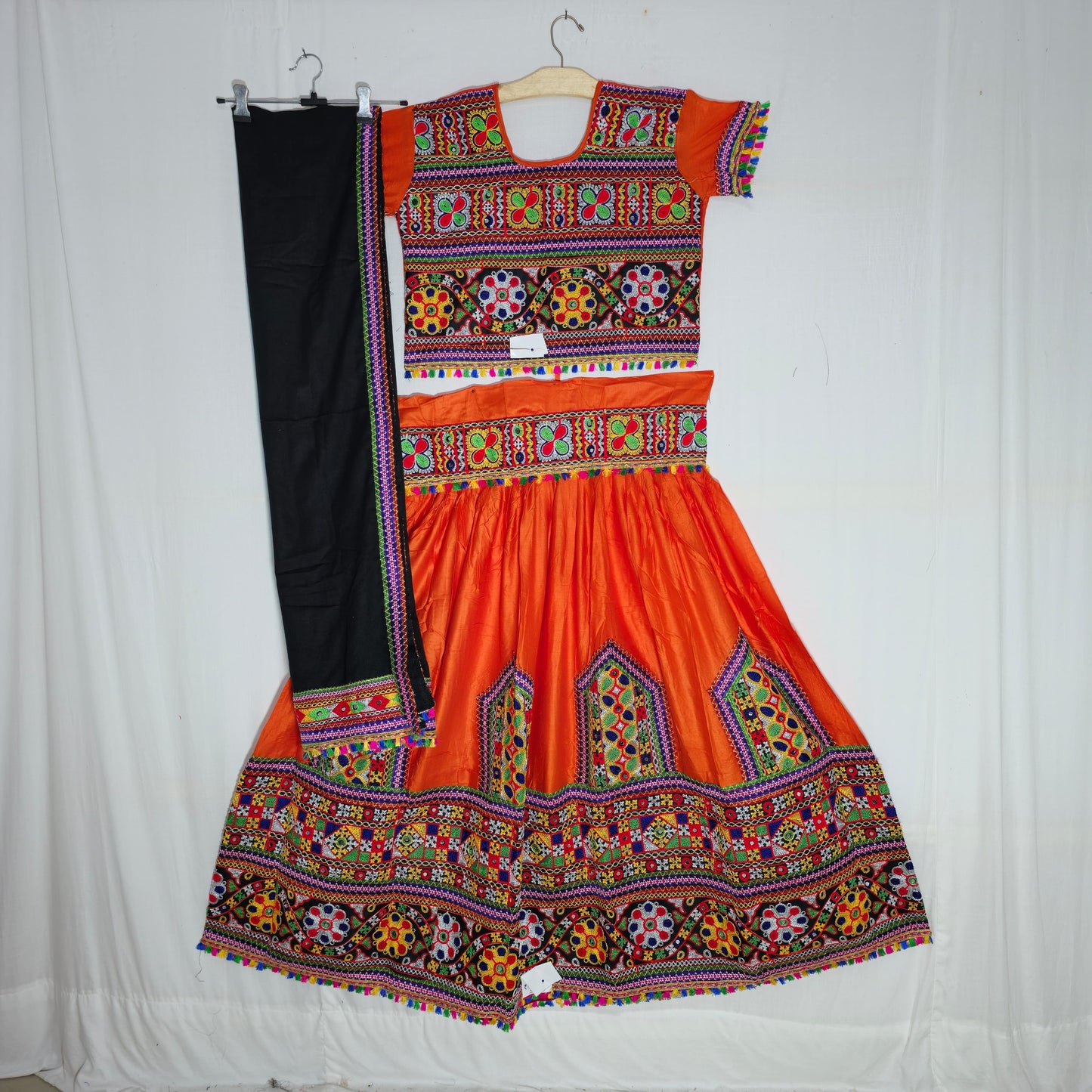 Women - Freesize Plain Darwaja Chaniya Choli