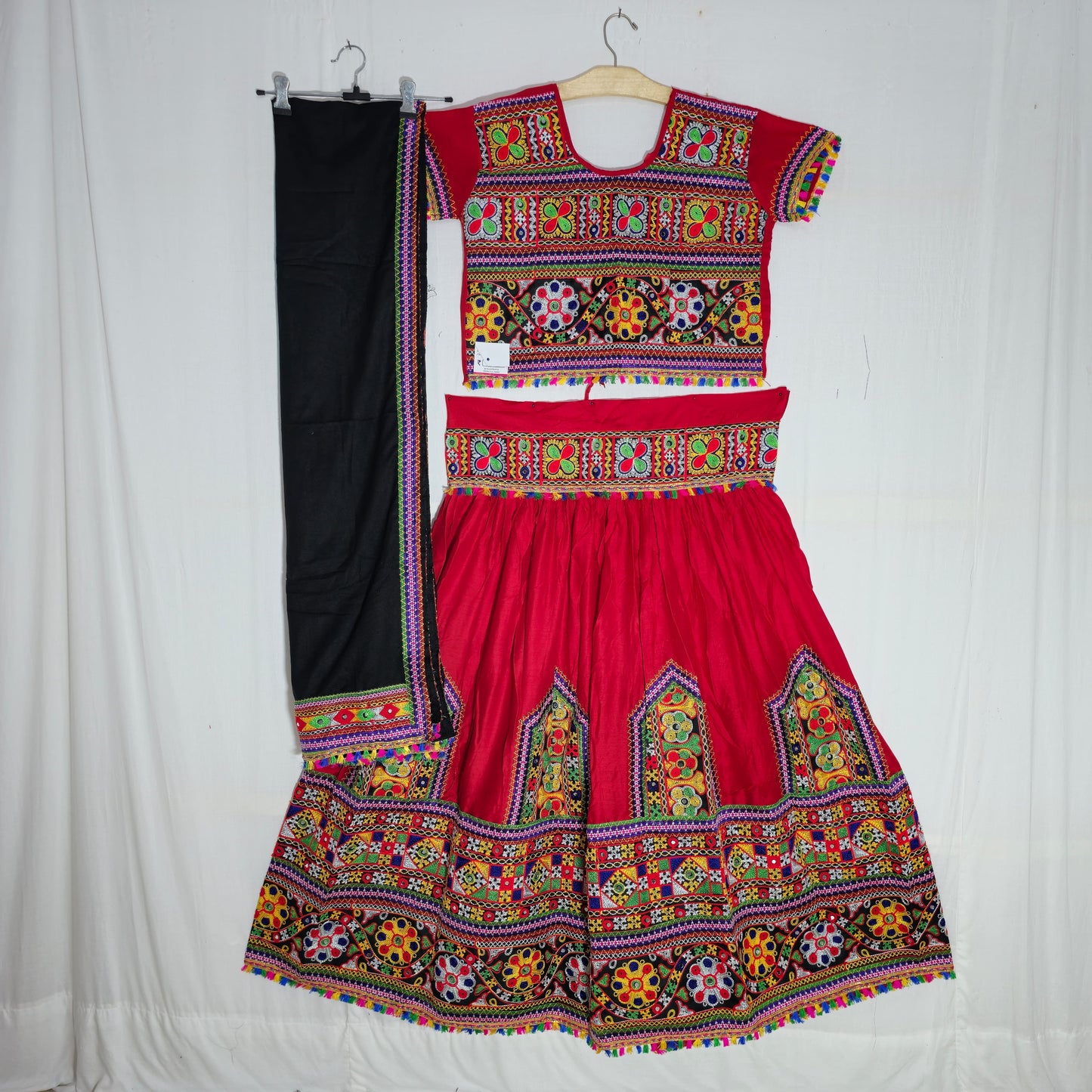 Women - Freesize Plain Darwaja Chaniya Choli