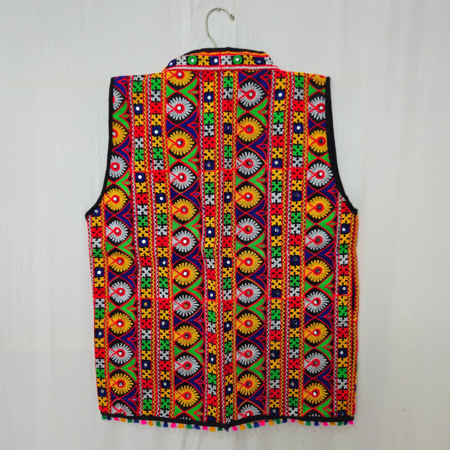 Koti 44 with Apple cut