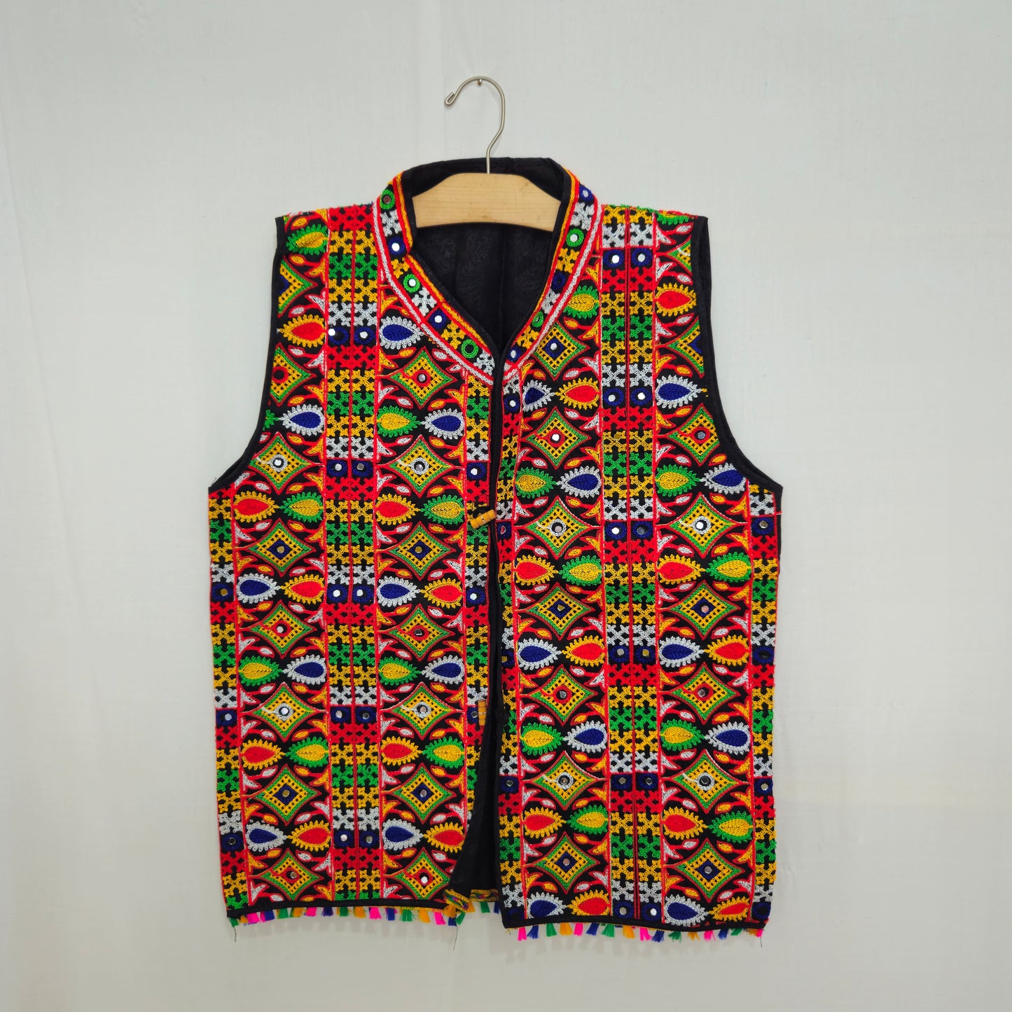 Koti 44 with Apple cut