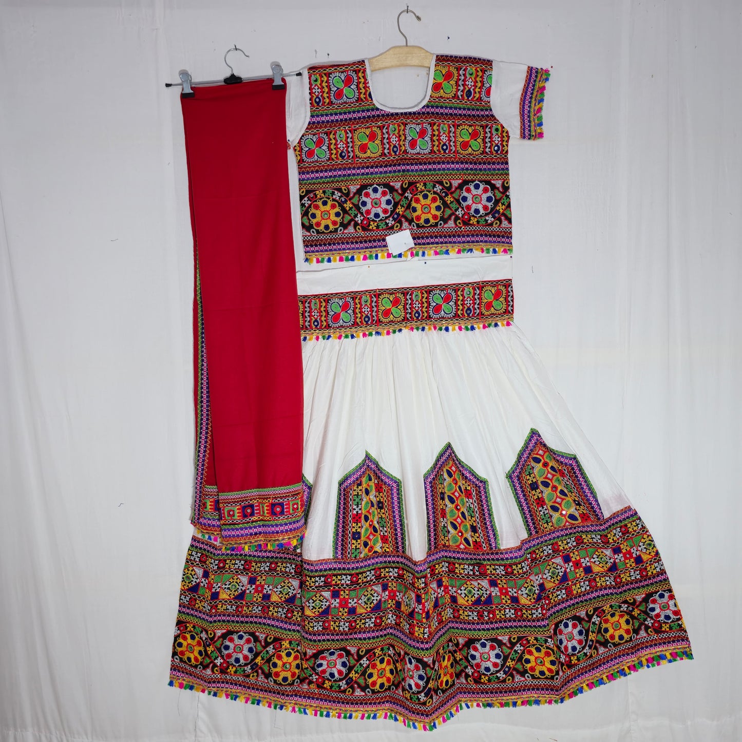 Women - Freesize Plain Darwaja Chaniya Choli