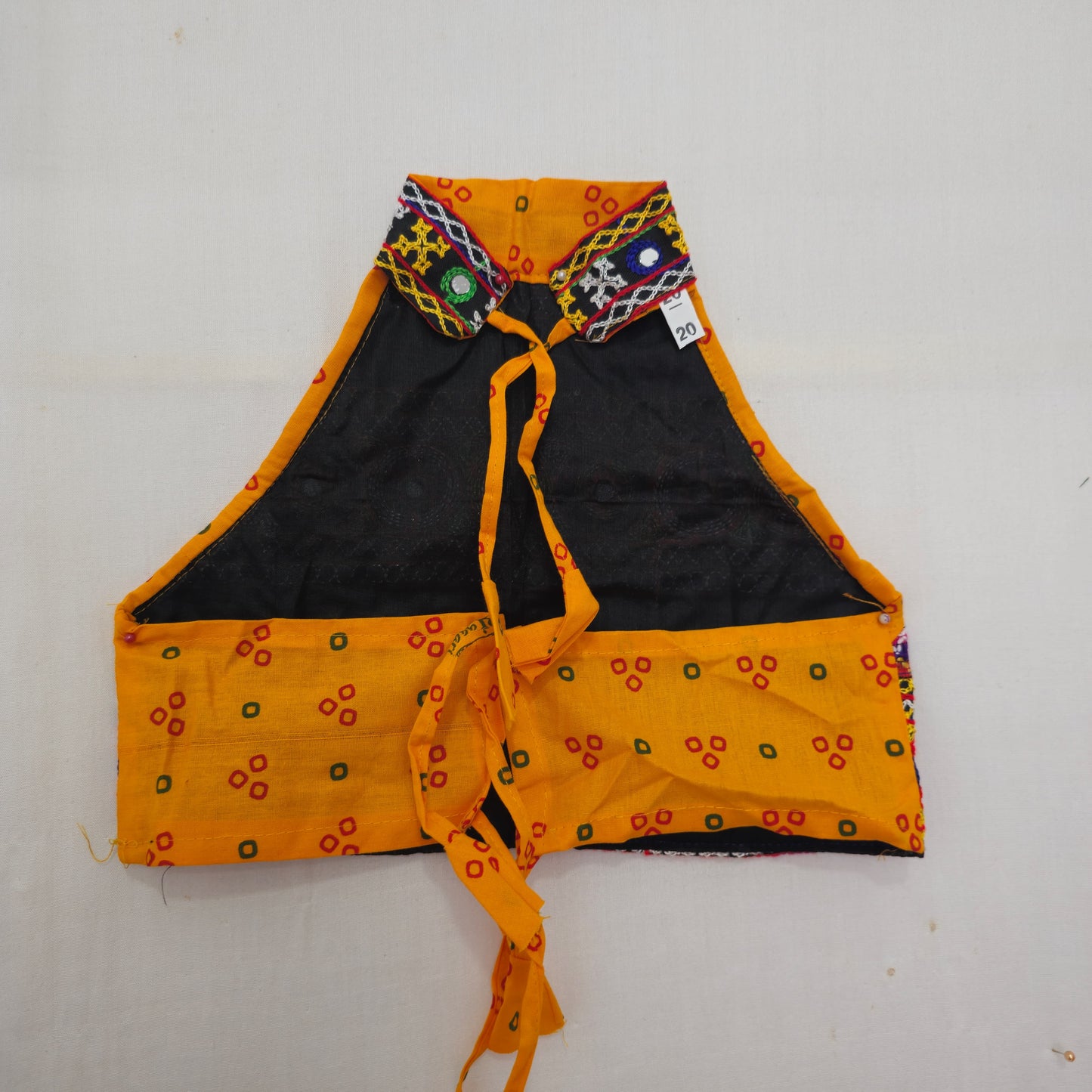 17 - Multicolour Bandhani