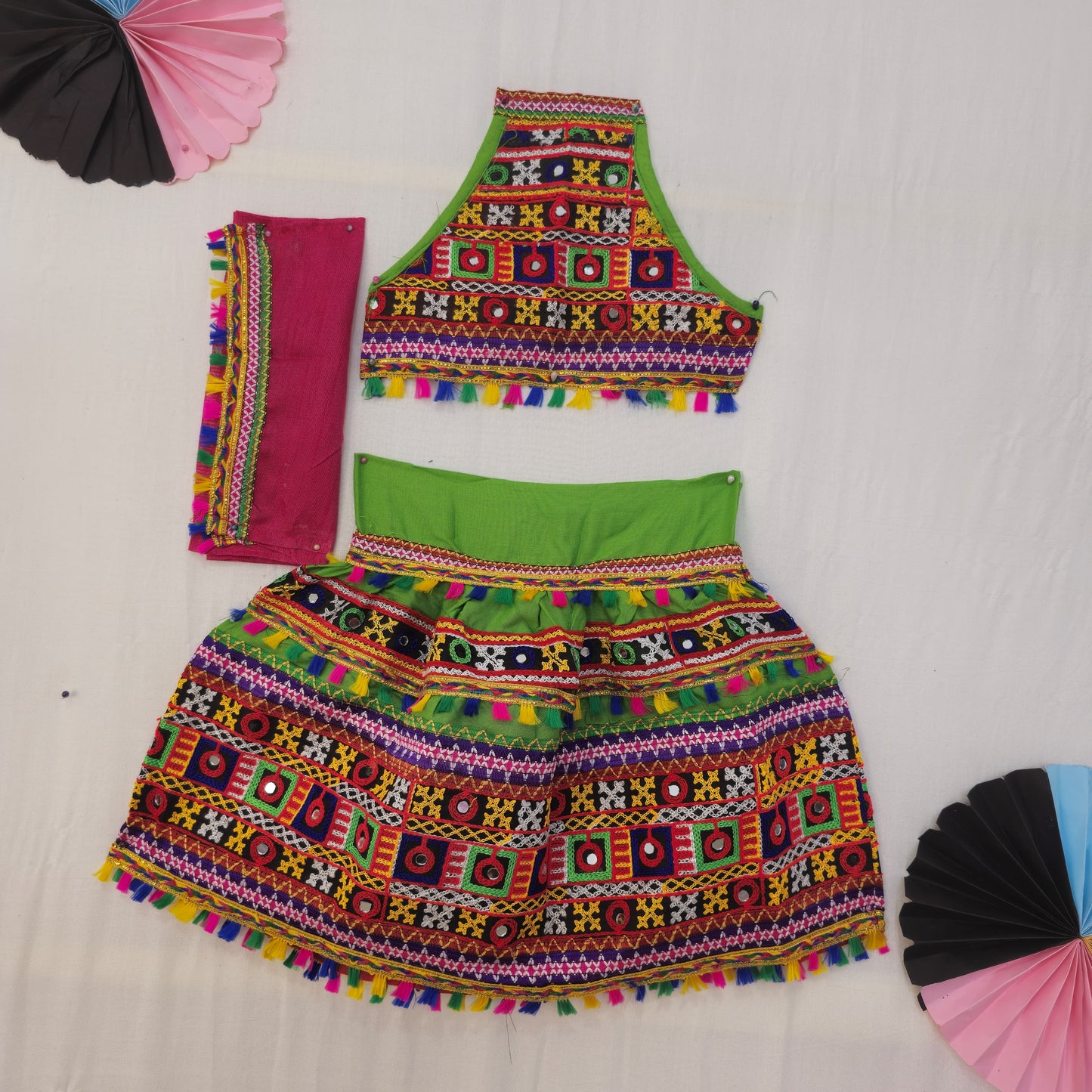 Girls - Sleeveless Center Border 3 Patta Chaniya Choli