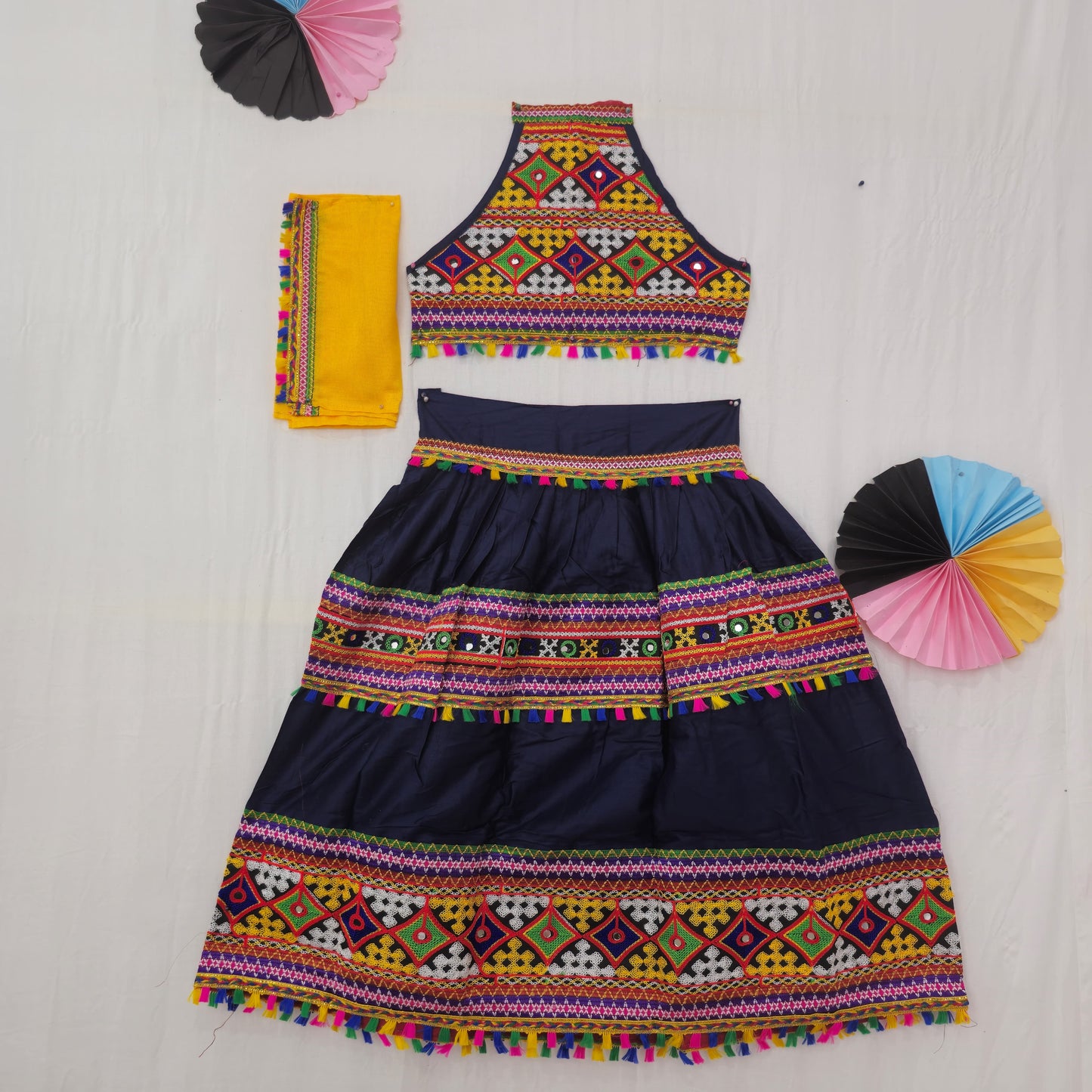 Girls - Sleeveless Center Border 3 Patta Chaniya Choli