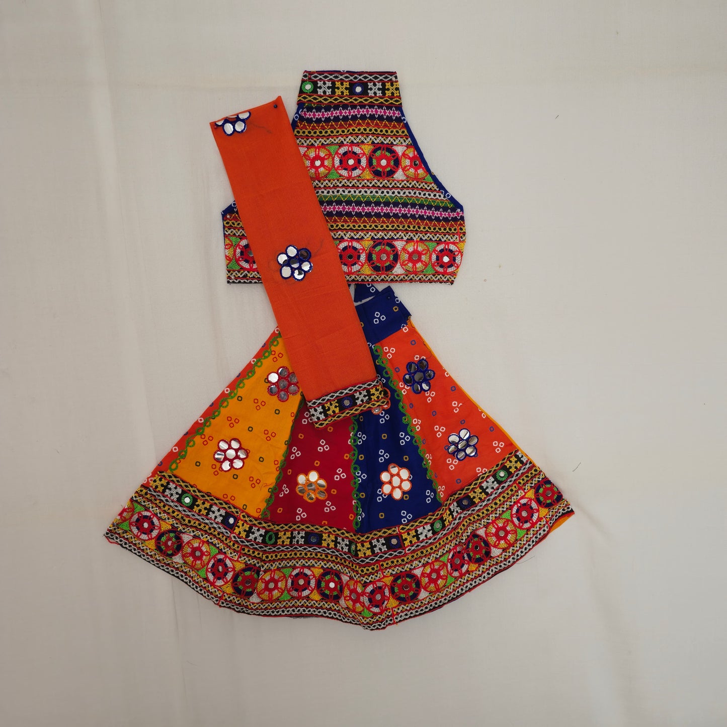 17 - Multicolour Bandhani