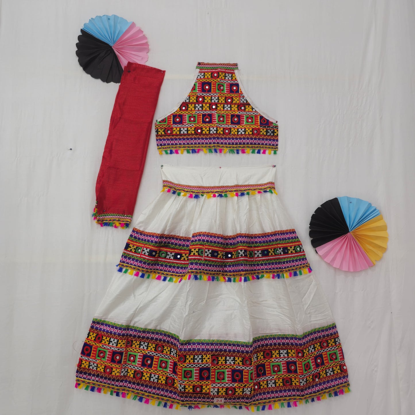 Girls - Sleeveless Center Border 3 Patta Chaniya Choli