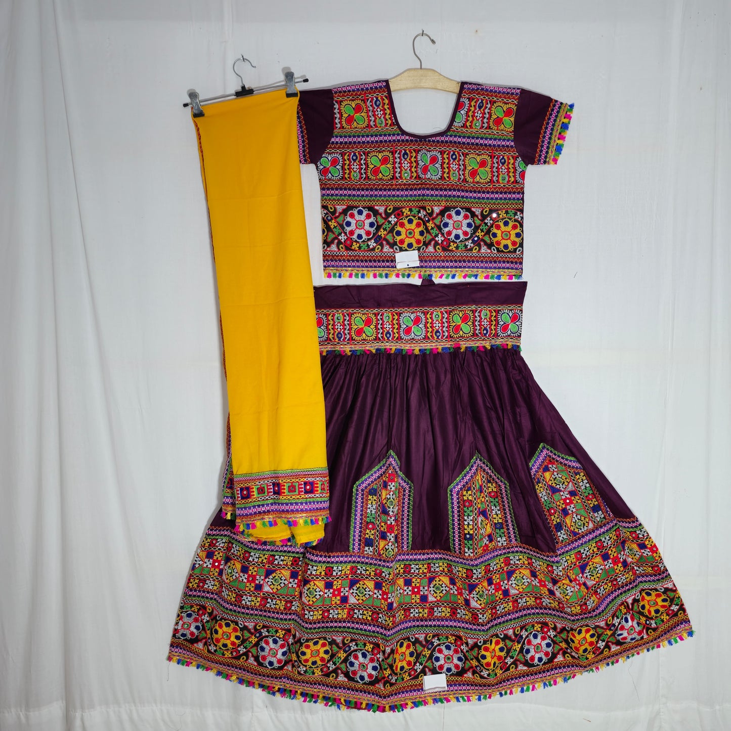 Women - Freesize Plain Darwaja Chaniya Choli