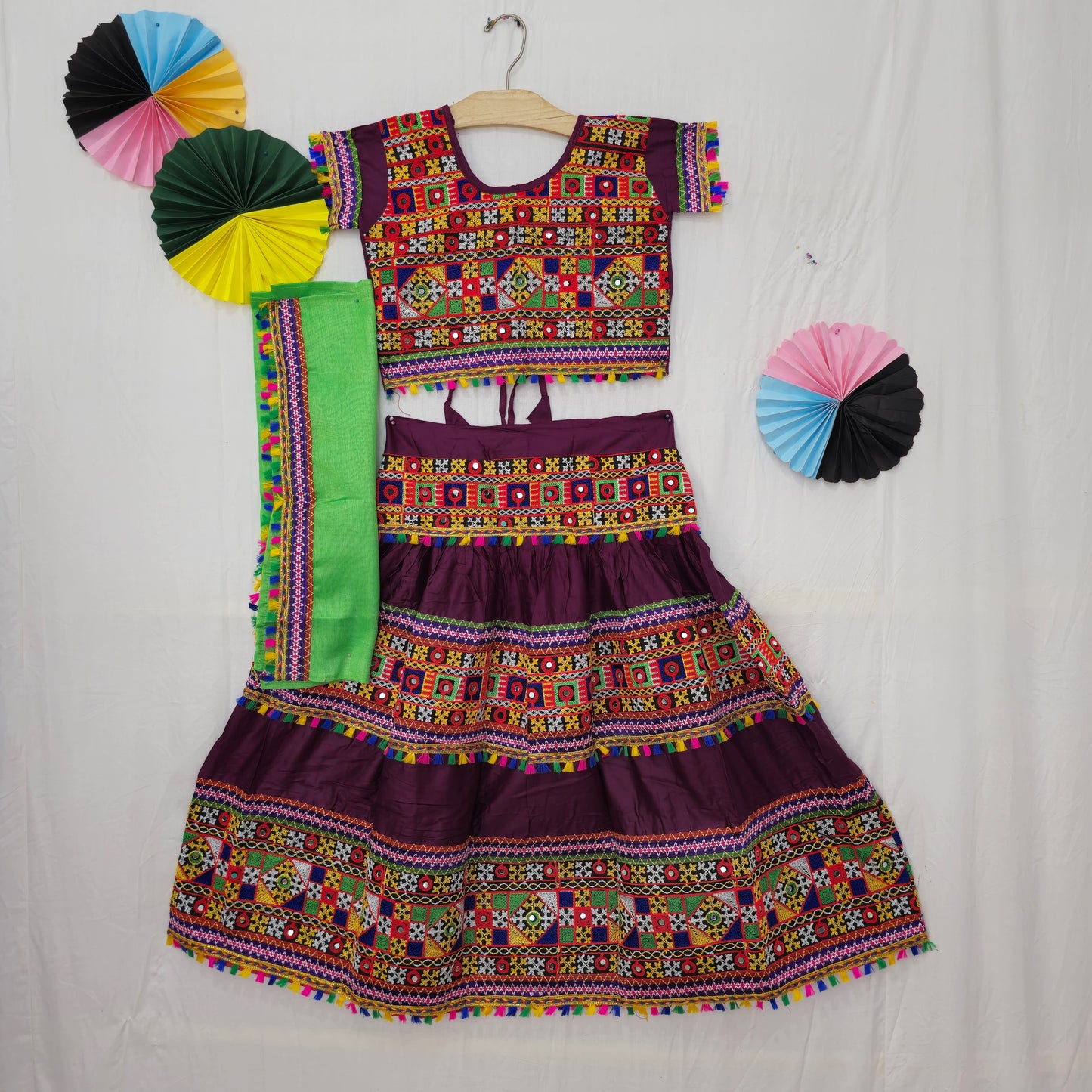 Girls - Center Border 3 Patta Plain Chaniya Choli