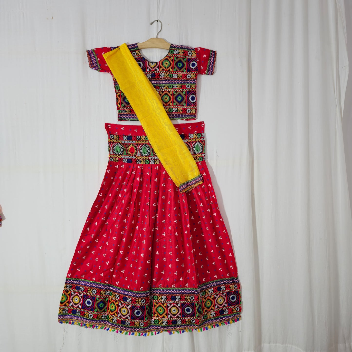 Girls - 3 Dot Bandhani Chaniya Choli