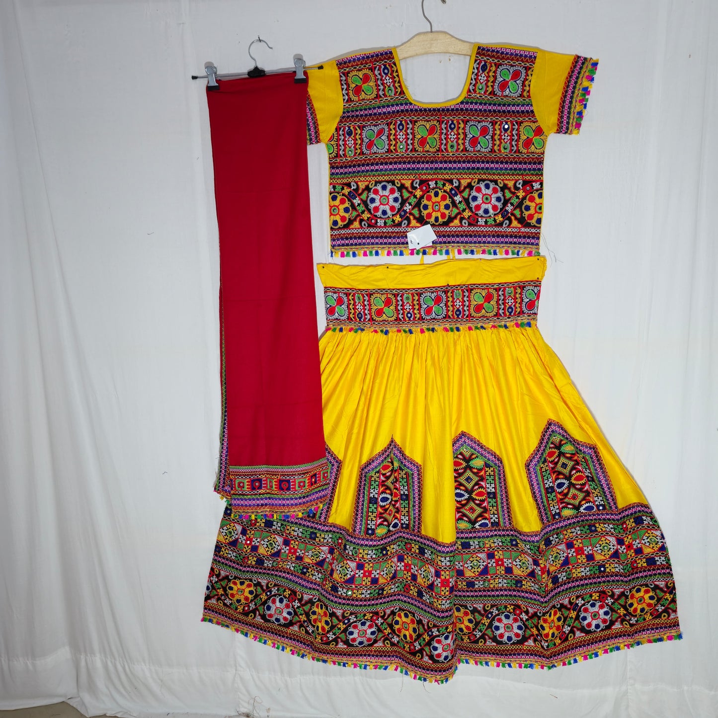 Women - Freesize Plain Darwaja Chaniya Choli