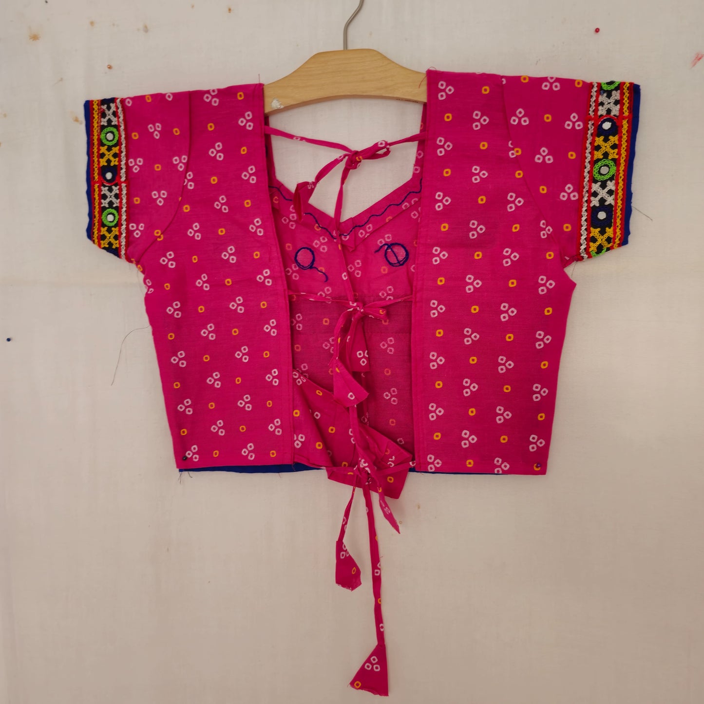 15 - Multicolour Bandhani
