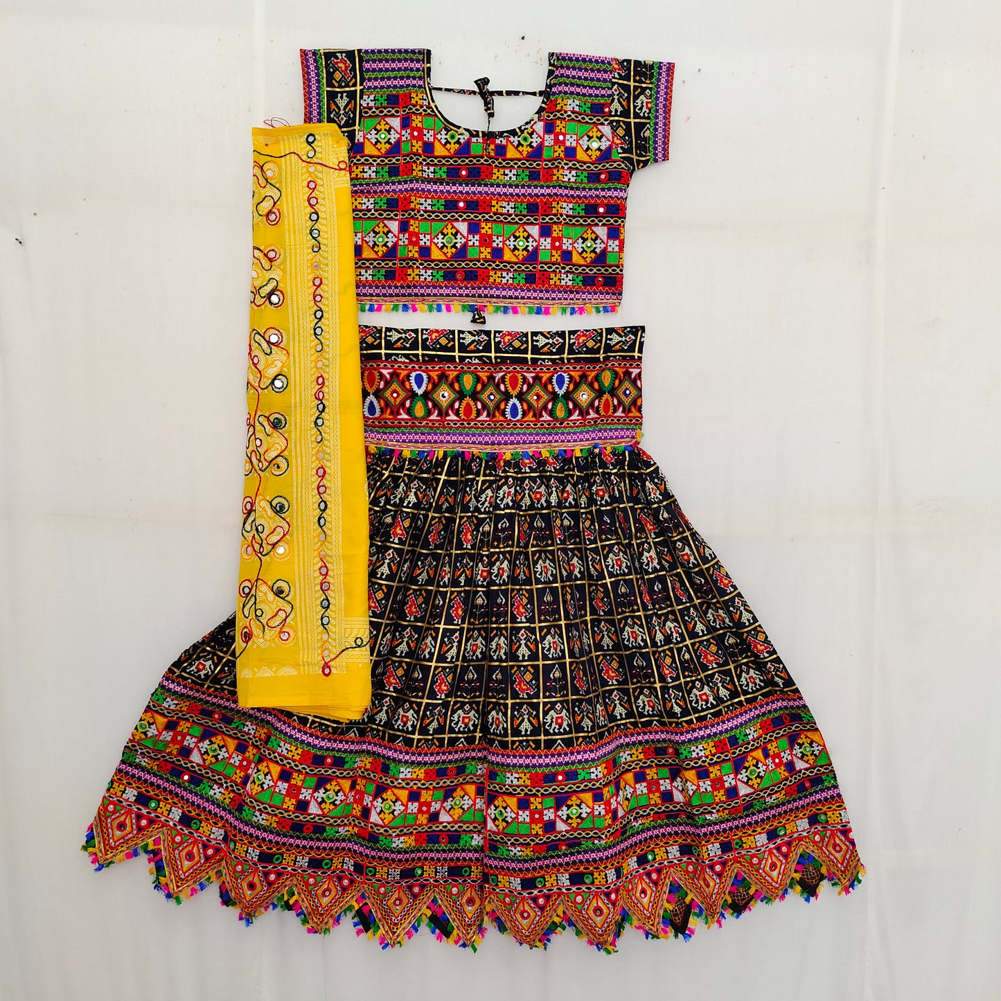 Women - Patola Chaniya Choli