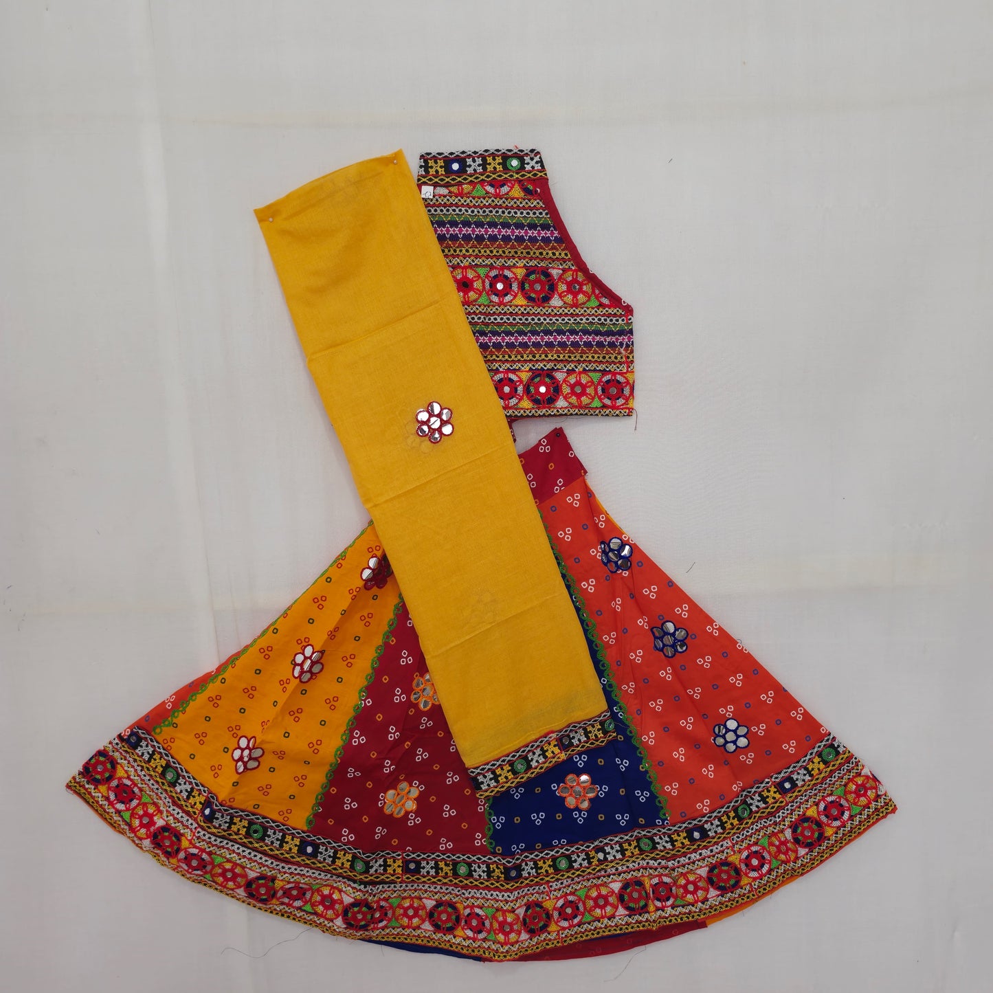 17 - Multicolour Bandhani