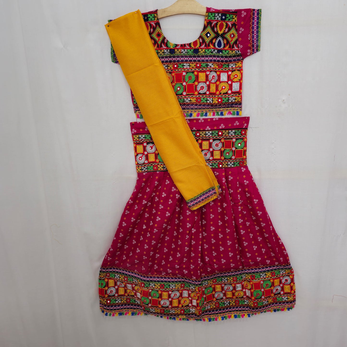 Girls - 3 Dot Bandhani Chaniya Choli