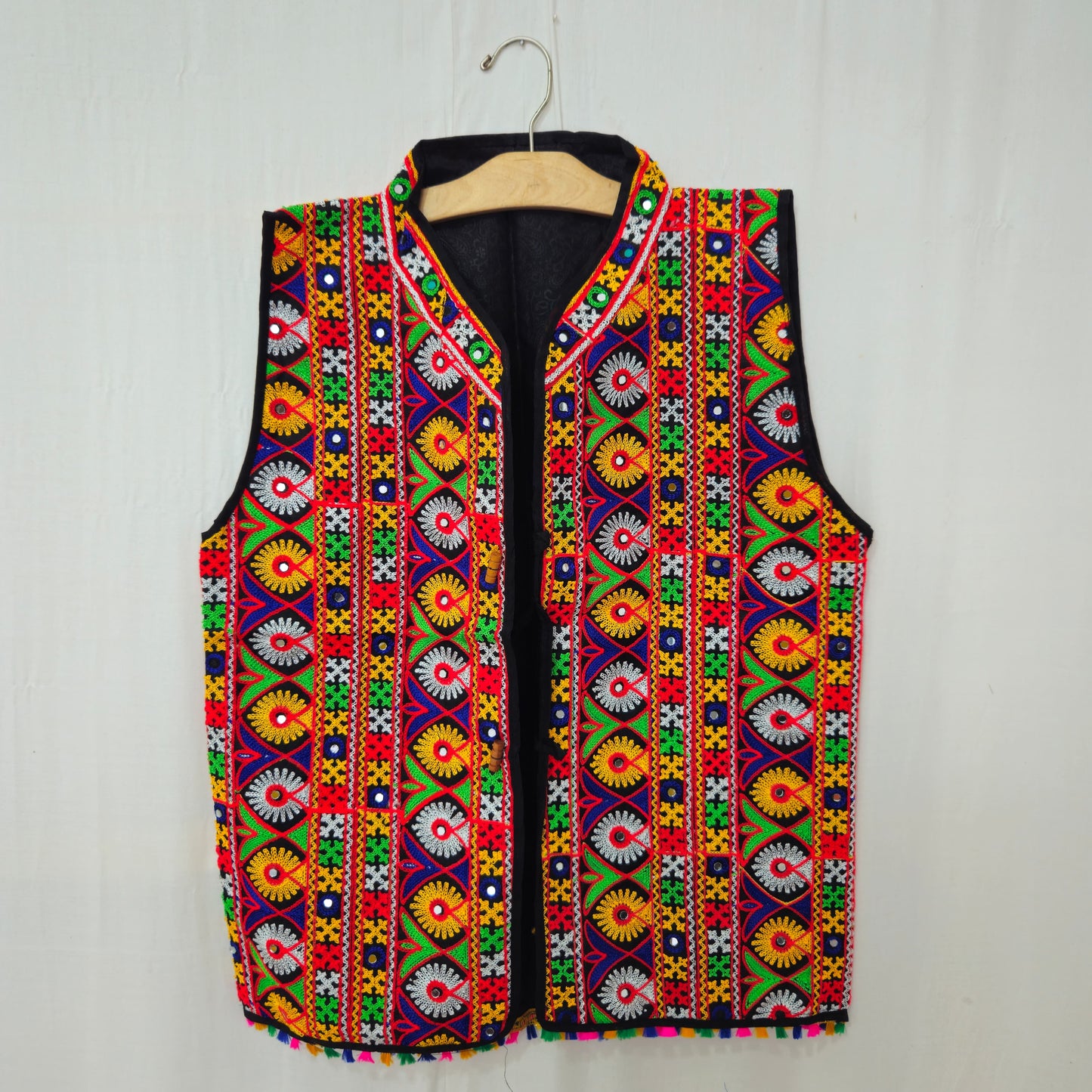Koti 44 with Apple cut