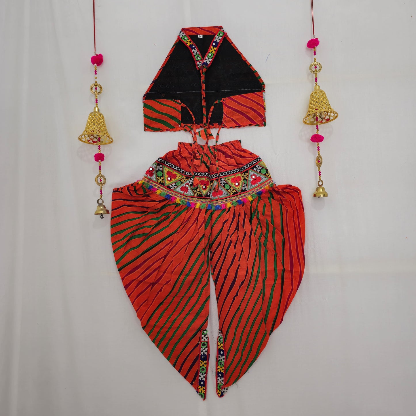 Girls - Single broad leheriya Dhoti