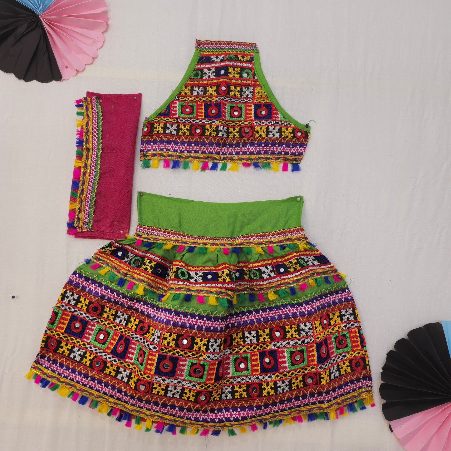Girls - Sleeveless Center Border 3 Patta Chaniya Choli