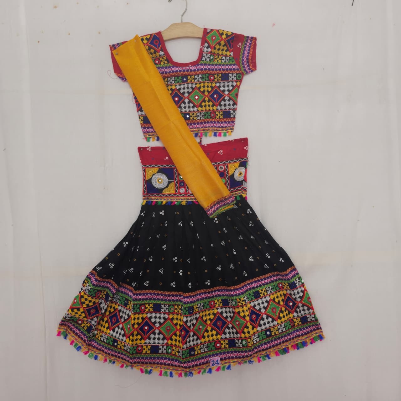 Girls - 3 Dot Bandhani Double Colour Chaniya Choli