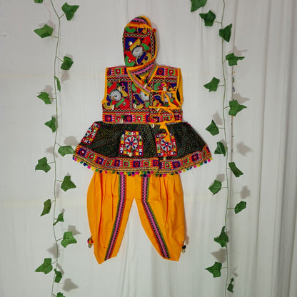 Cross Patta Leheriya Multidot Bandhani