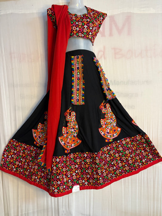 Dandiya Girl Danpatta