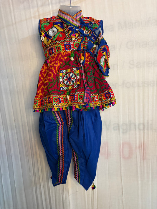 Caterpillar Design Heavy Patta Bandhani