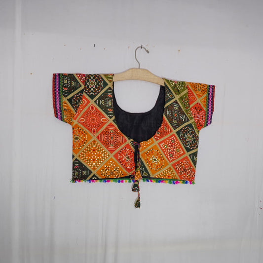 Square Box Bandhani Gold Toran