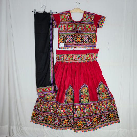 Women - Freesize Plain Darwaja Chaniya Choli