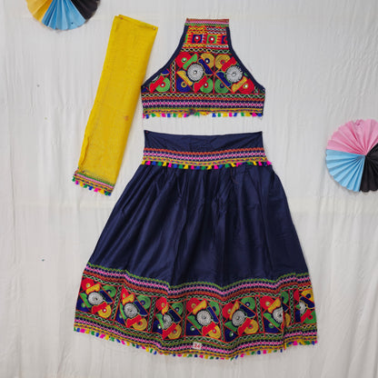 Girls - Sleeveless Plain Chaniya Choli