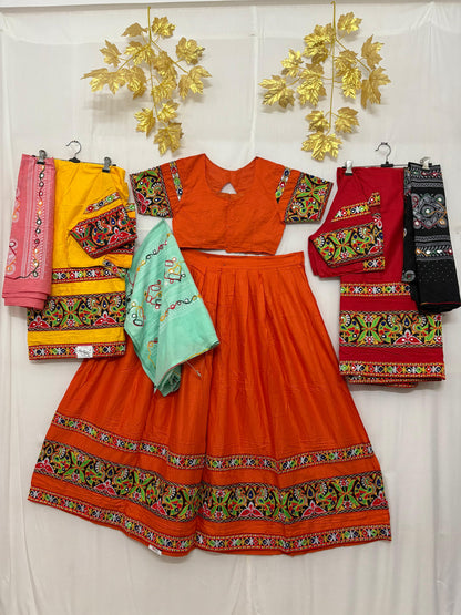 Plain 3 Patta Row Bottom and Blouse Patta