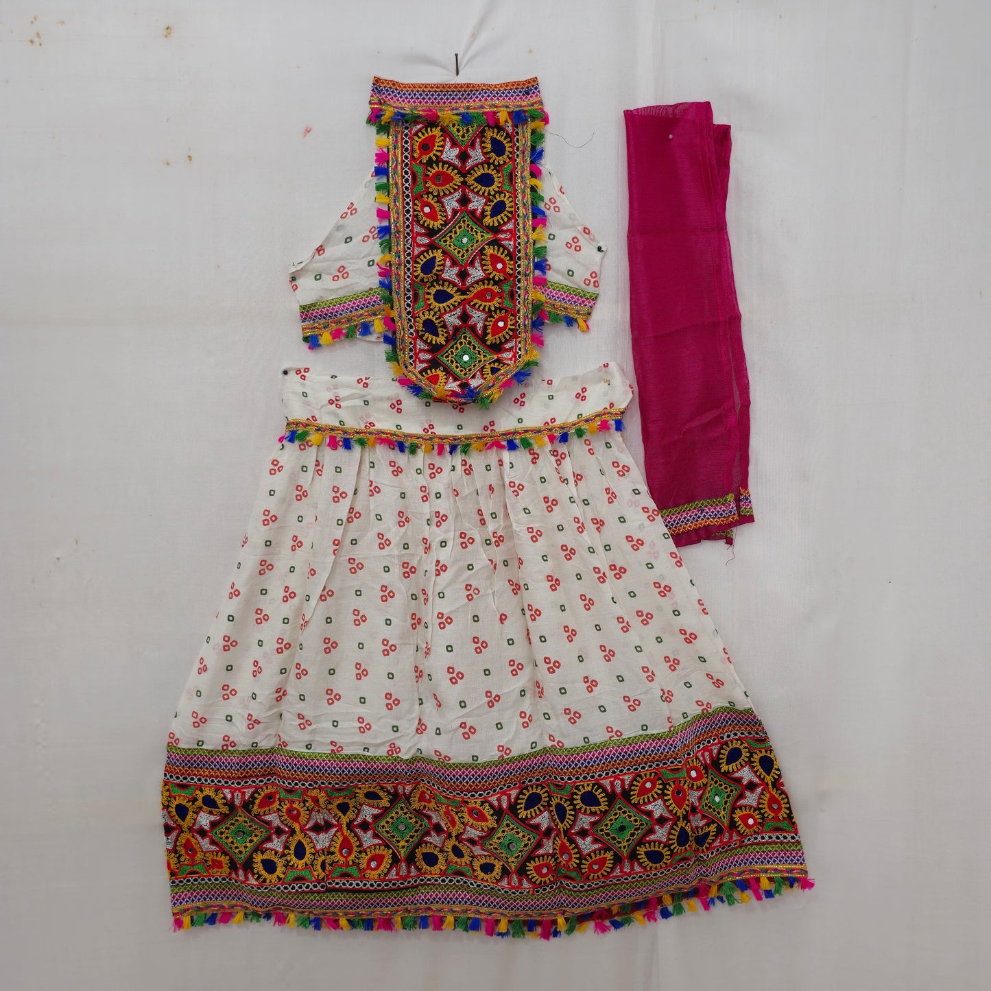 Sleeveless Bandhani Darwaja