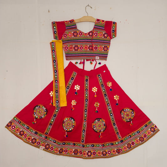 14 - All Over Work With Round Patch And Round Border