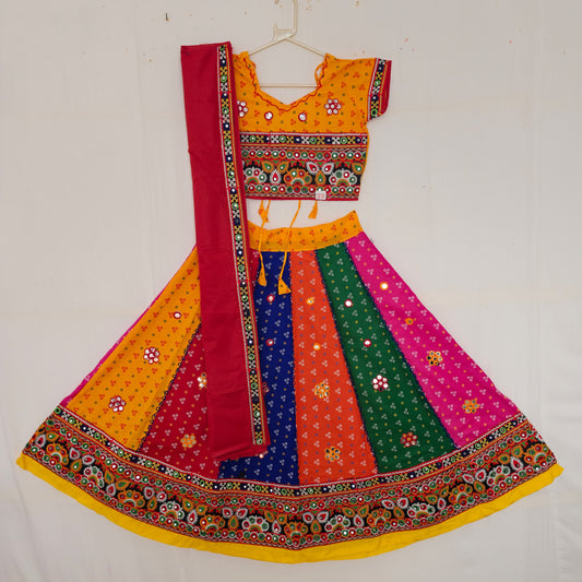 15 - Multicolour Bandhani