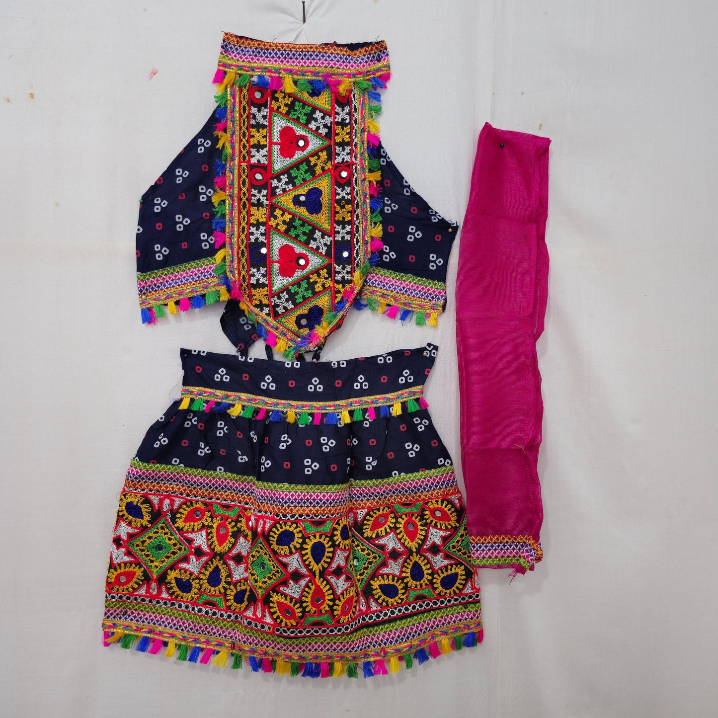 Sleeveless Bandhani Darwaja